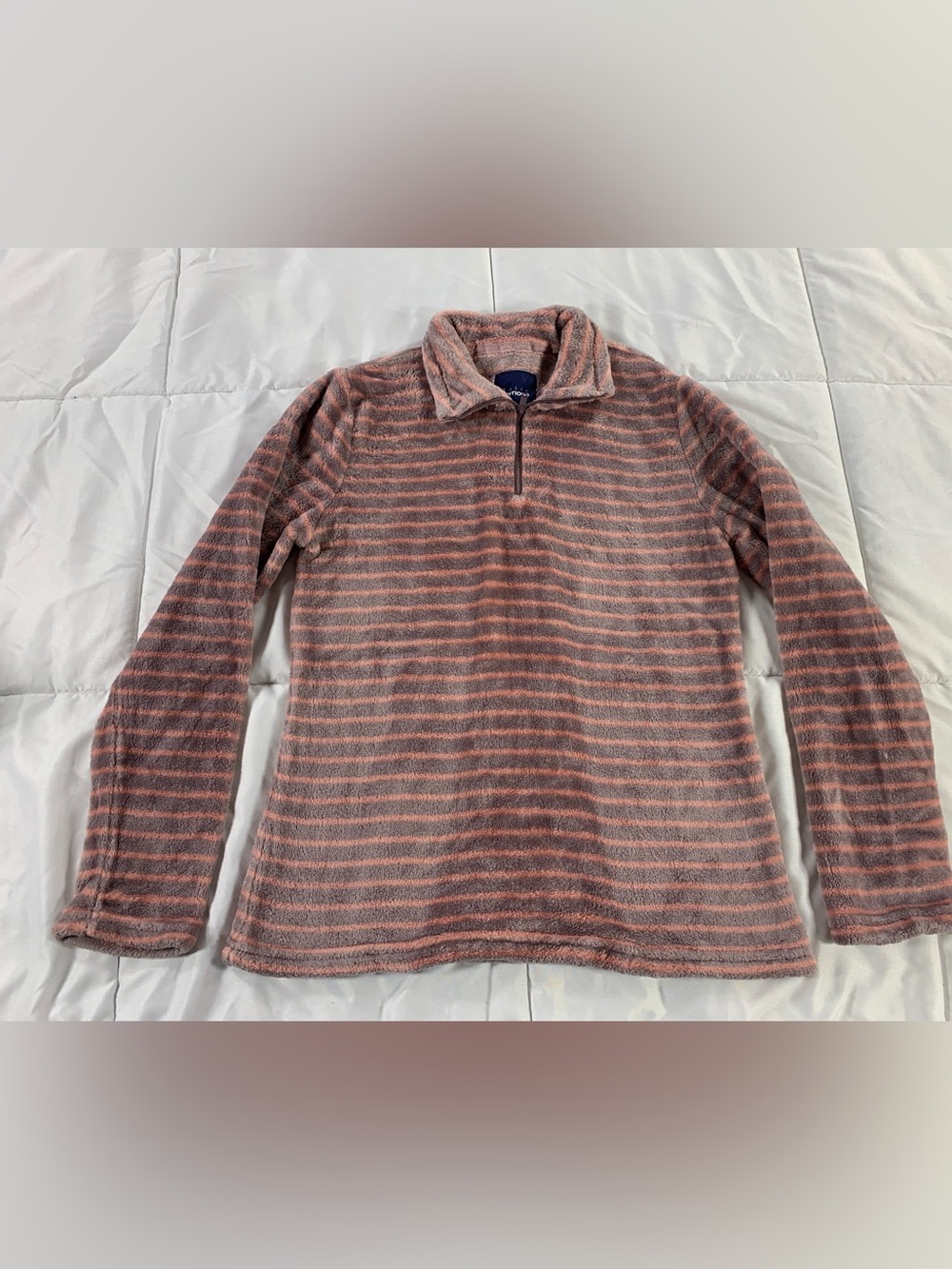 Pre loved BASIC EDITIONS sweater womens size S